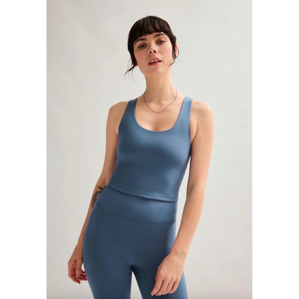 Girlfriend Collective Laguna Bella Scoop Tank Medium Blue Longline Sports Bra